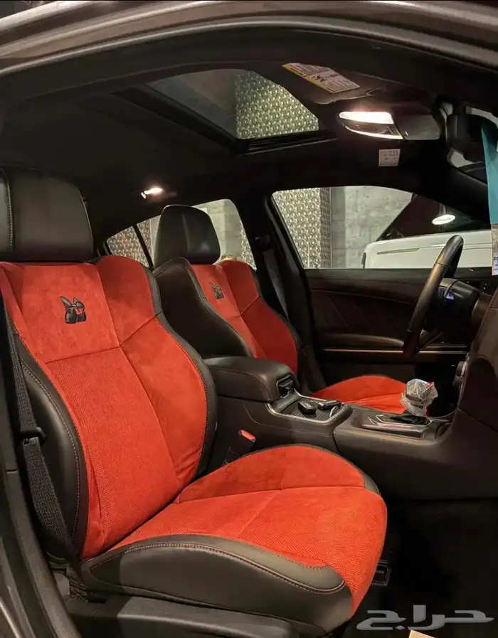 دودج شارجر SRT Scat Pack 7