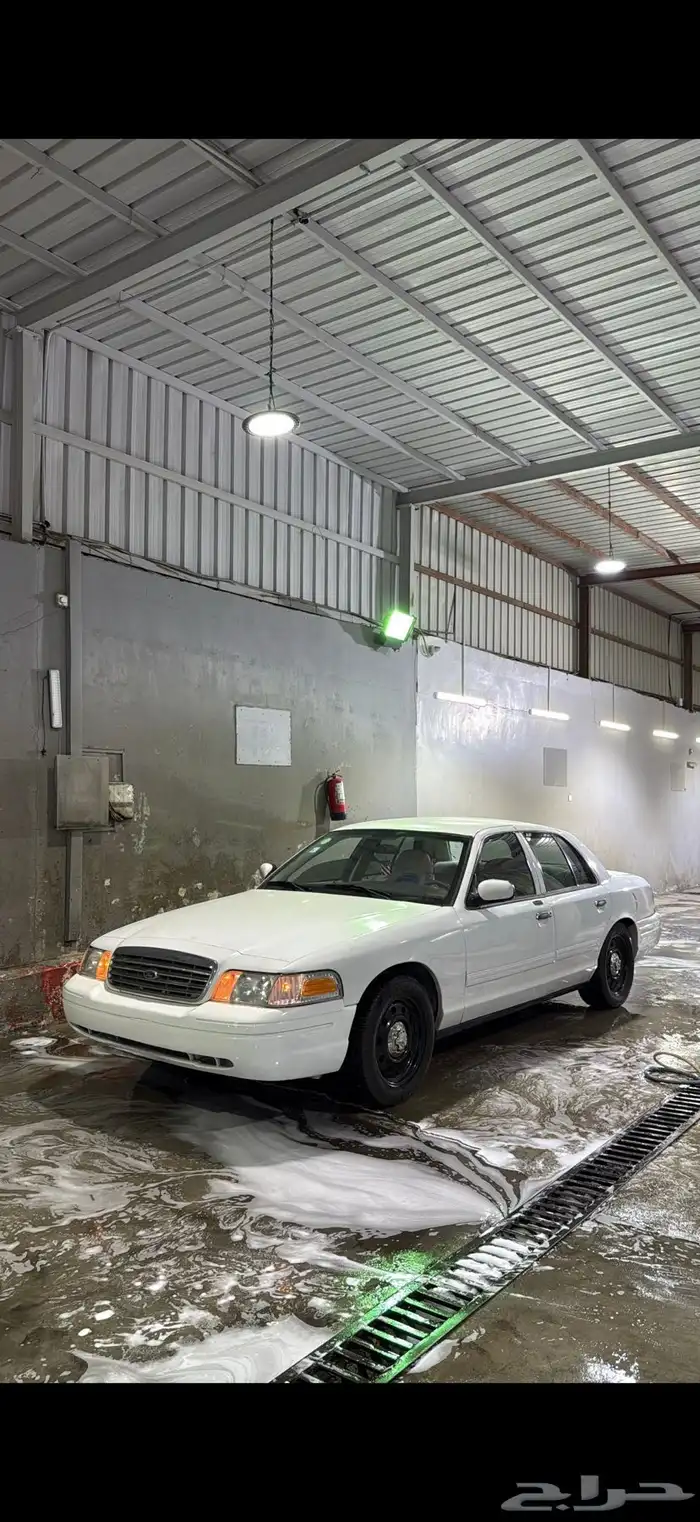 فورد فكتوريا امريكي 2011 للبيع او للبدل المناسب 15