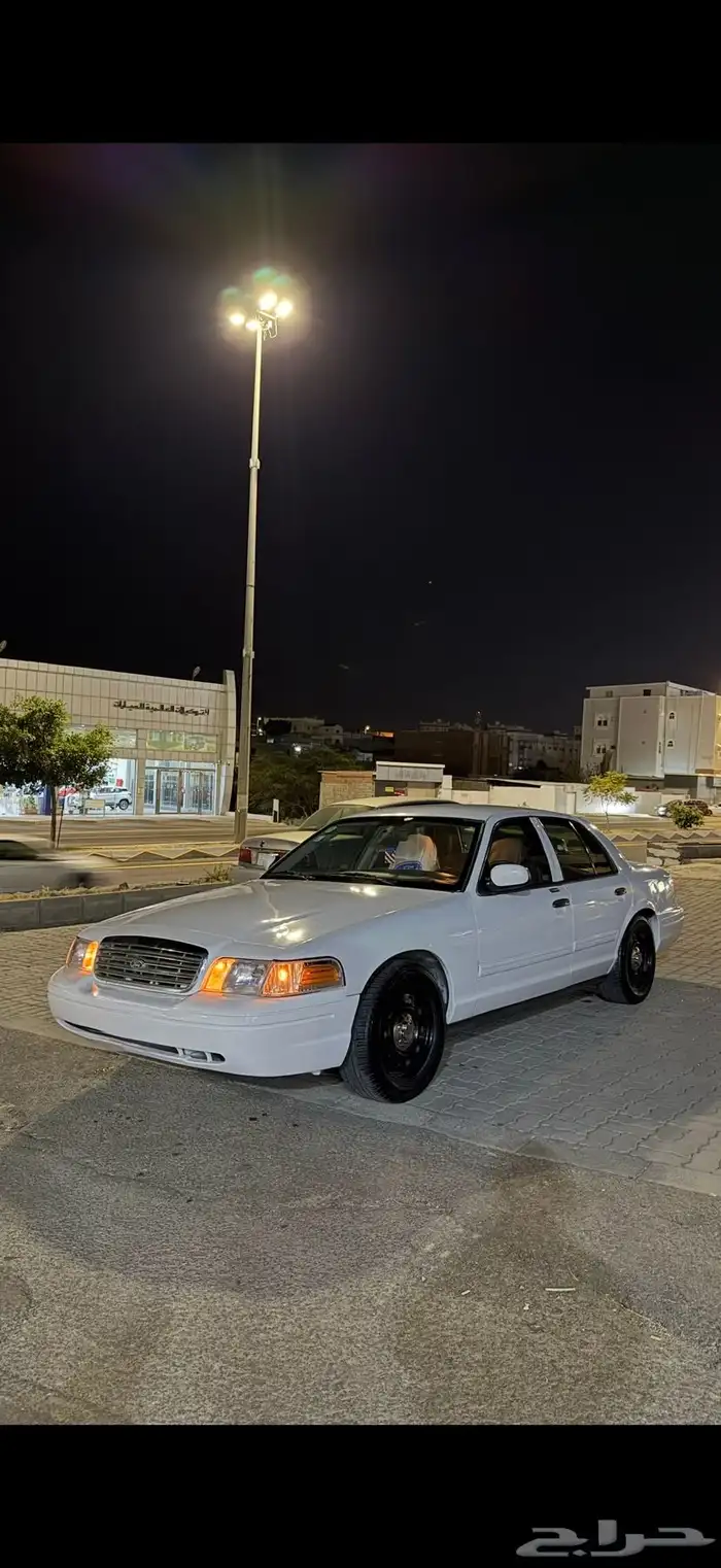 فورد فكتوريا امريكي 2011 للبيع او للبدل المناسب 13