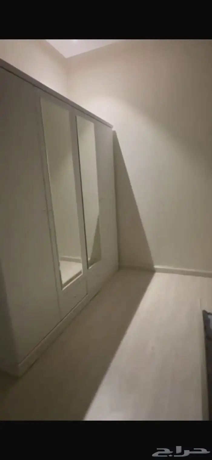 عرض أثاث للبيع في الرياض 6