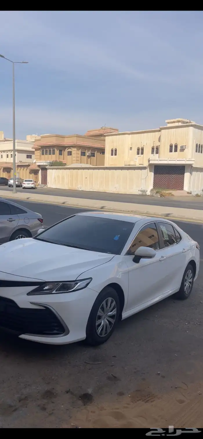 كامري LE ابيض 2023 سعودي عبدالطيف جميل 0