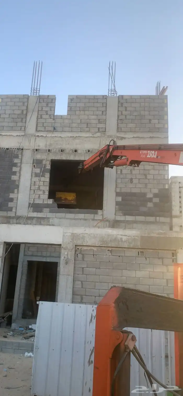 كرين لرفع الرمل ومواد البناء كباش رمل واسمنت وكنكري 1