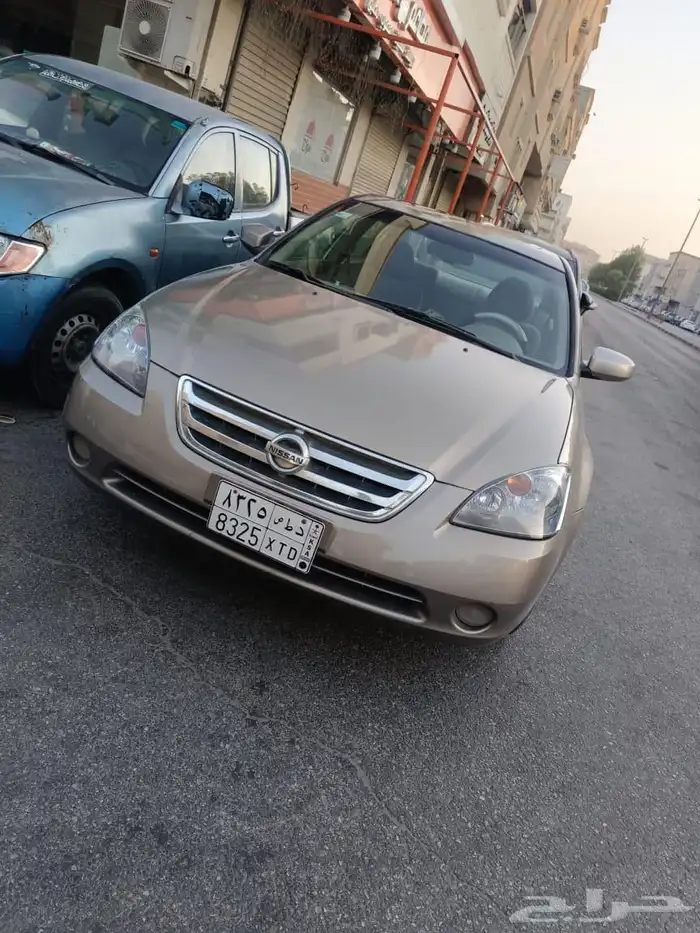 naseen Altima 2006 madil 2