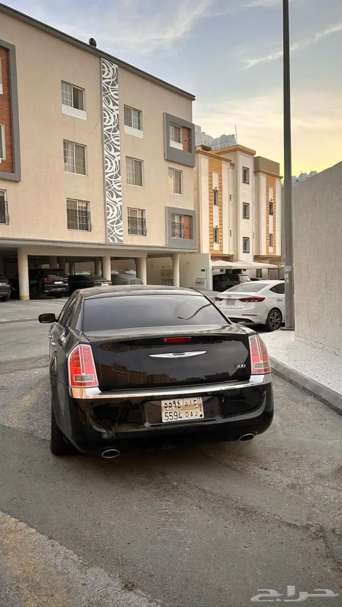 كرايسلر للبيع 2