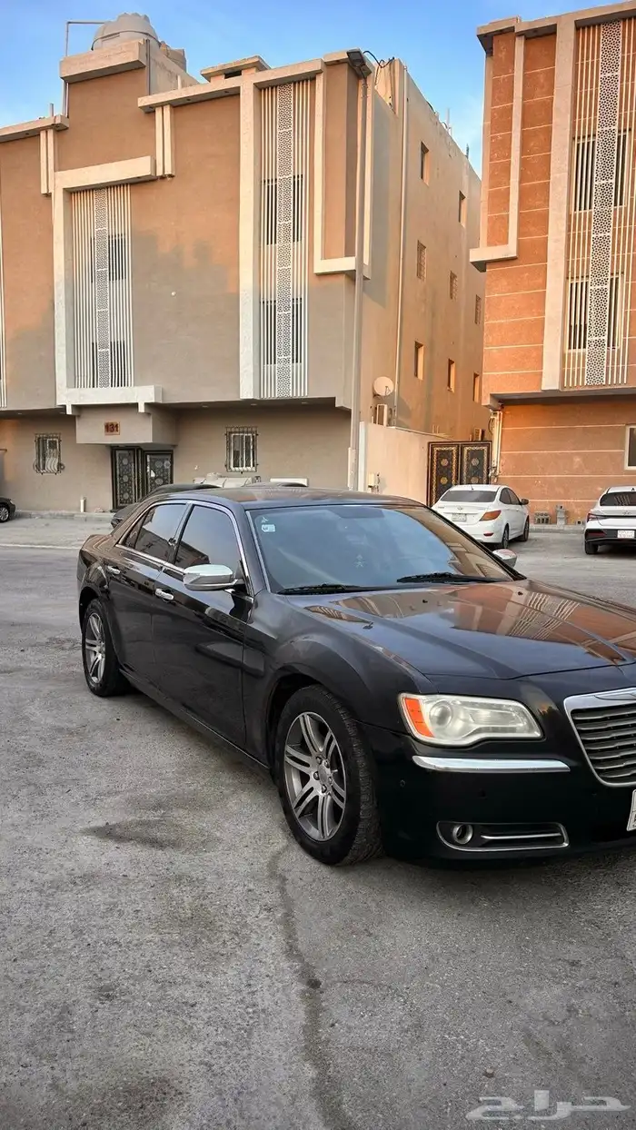 كرايسلر للبيع 5