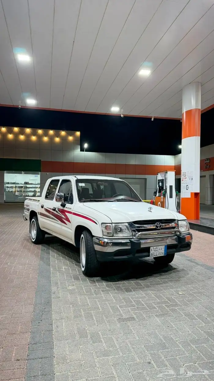 هايلوكس يابانيه 2002 نضيفه 10