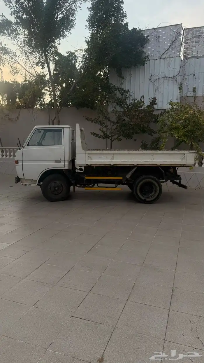 قلاب 3طن موديل 1983 1