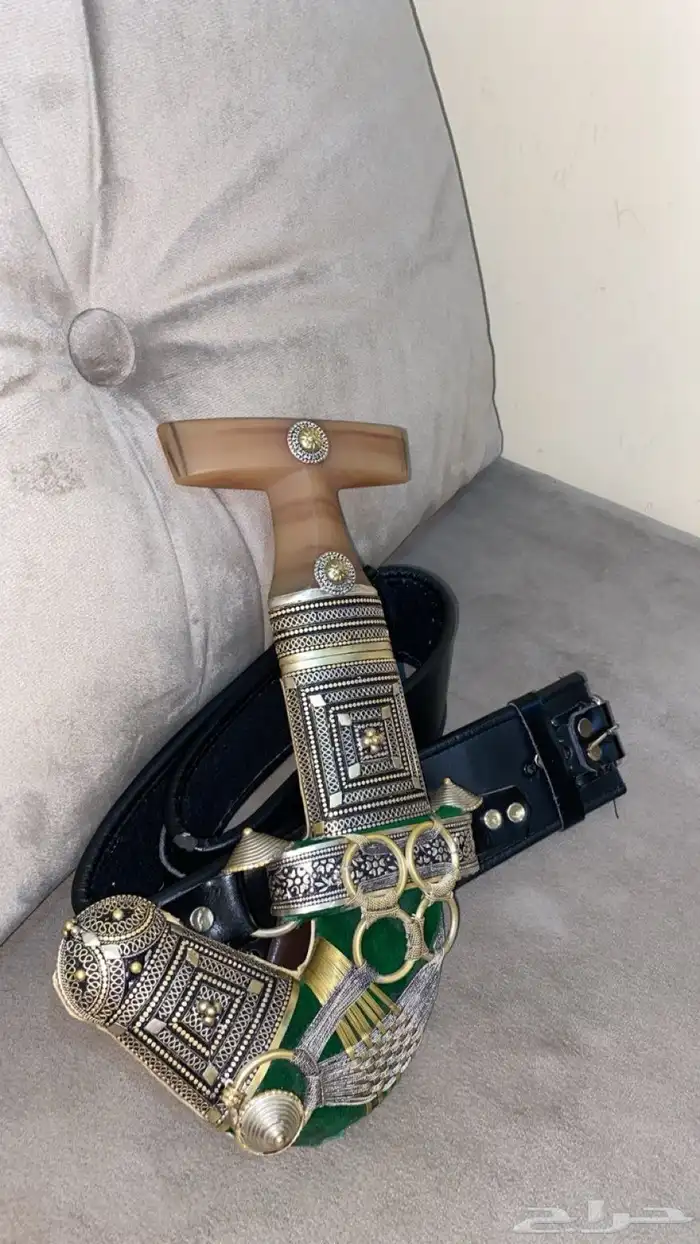 جنبيه شبه زراف صب معدن كفو كفو مطرح 7 5