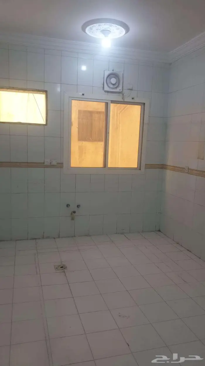 شقة 4 غرف للايجار حي النسيم جدة خلف سوبر ماركت الفيصل (واتس) 9