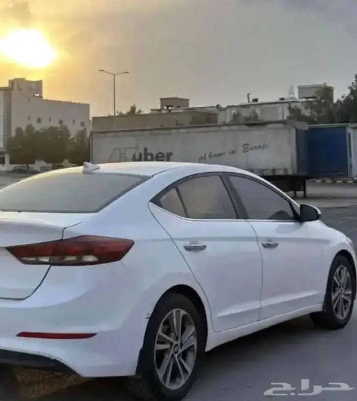 النترا 2018 نظيفه للاجار الشهري 1500 ريال 0