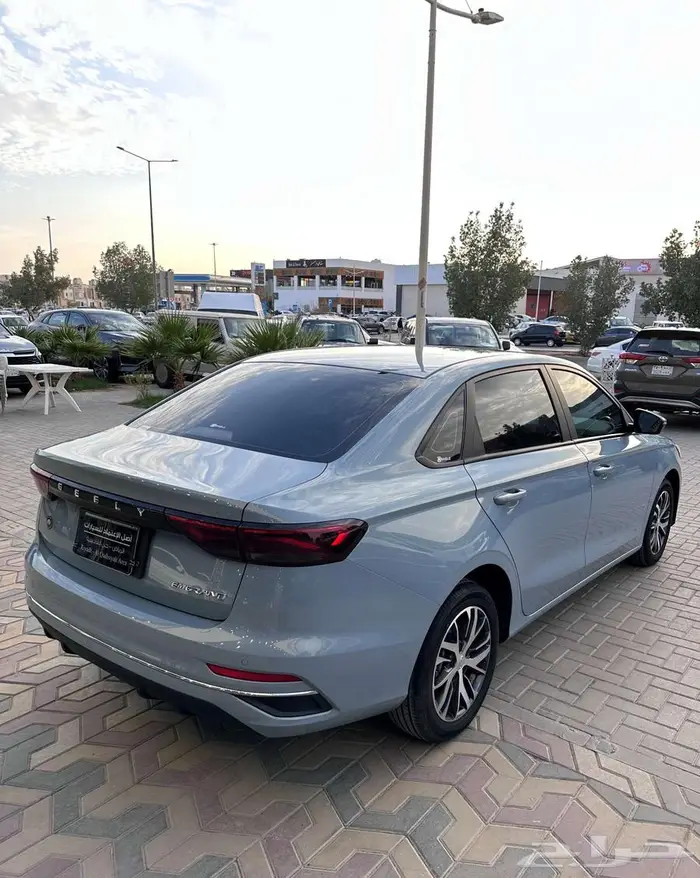 جيلي ام جراند 2025 28