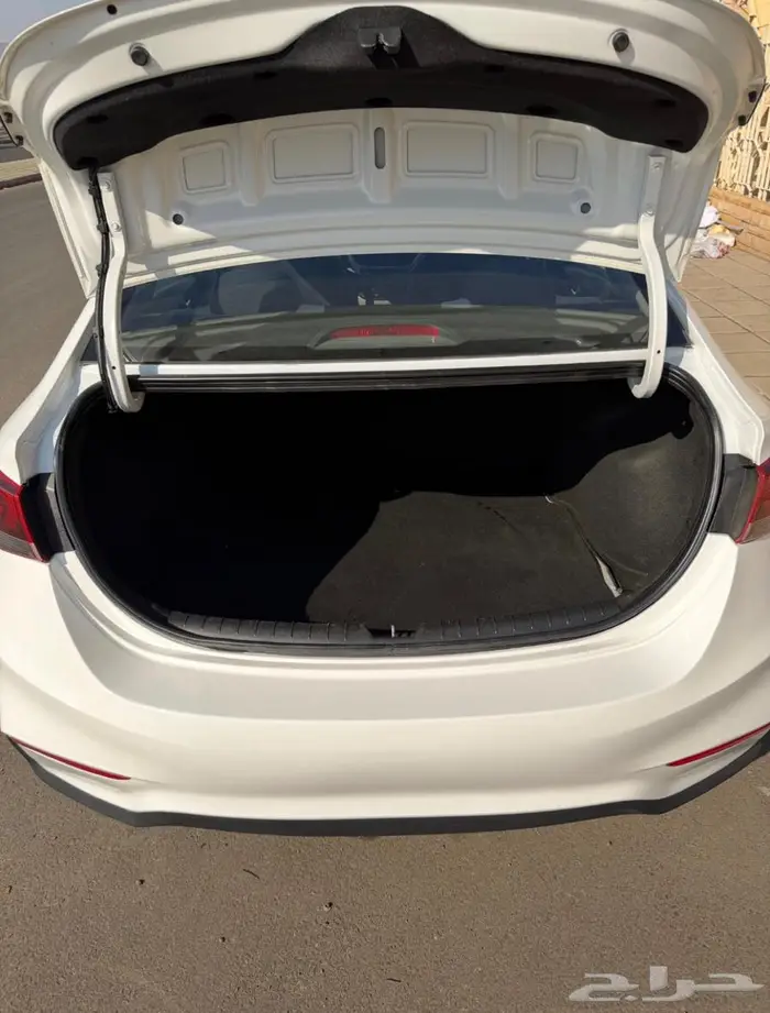 هونداي اكسنت 2020 أبيض 3