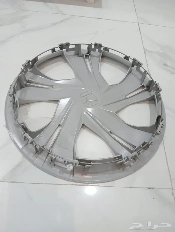 للبيع طيس هوندا سيتي وكالة نظيف مقاس15 أنش 8