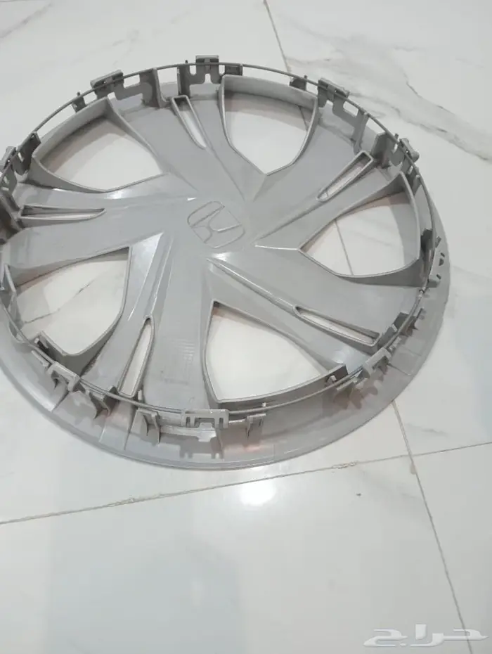 للبيع طيس هوندا سيتي وكالة نظيف مقاس15 أنش 9