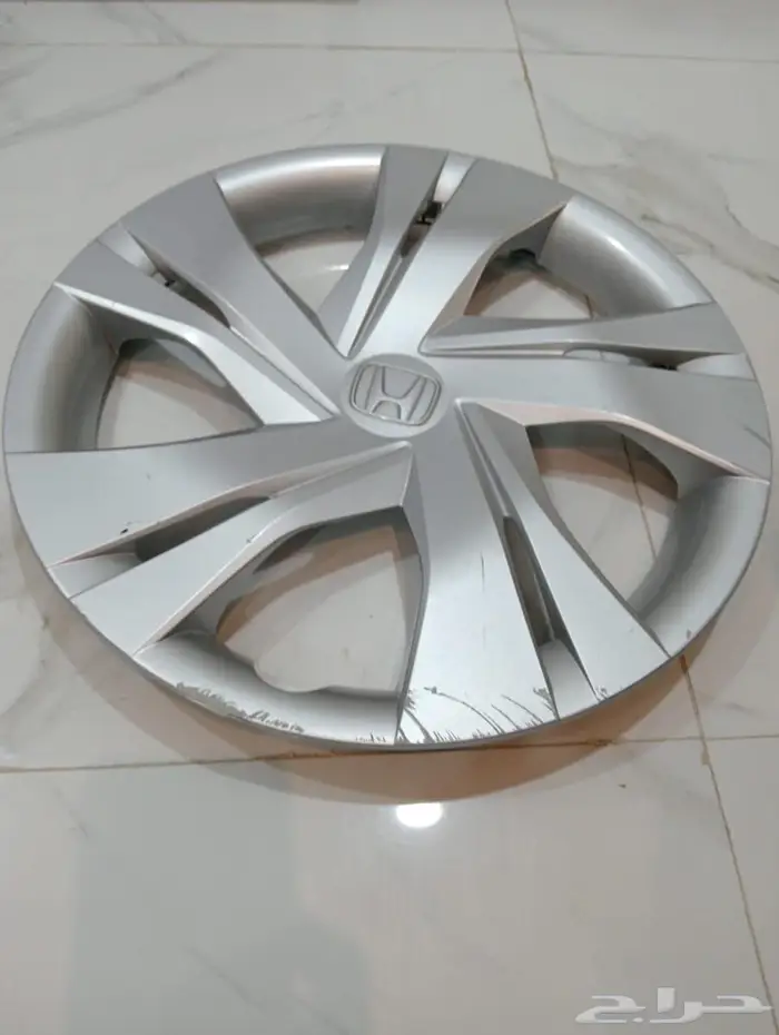للبيع طيس هوندا سيتي وكالة نظيف مقاس15 أنش 6