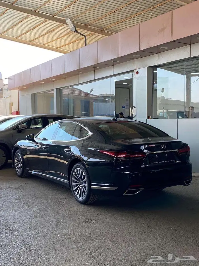 لكزس - LS350 AA - خليجي - 2026 اسود لدى الفريدي 2