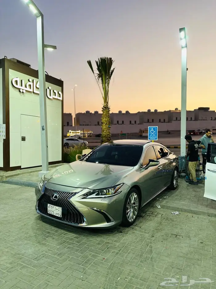 لكزس 2021 0