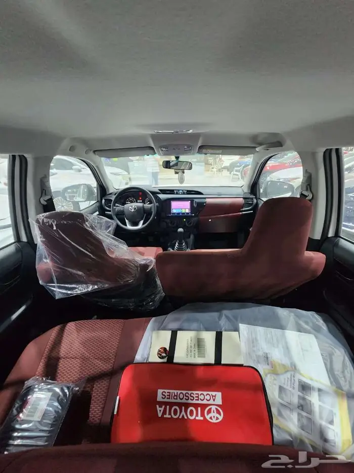 تويوتا هايلوكس GL غمارتين ديزل قير عادي 2025 السعر 89700 4