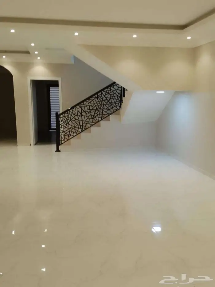 للبيع دبلكس متصل بالفرسان على الكود990 3