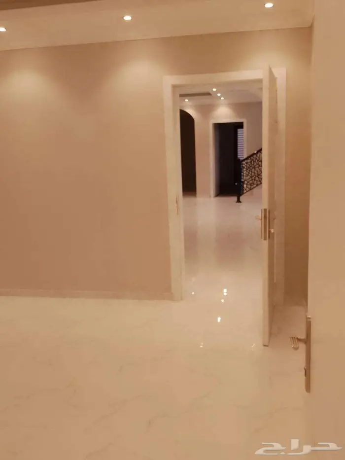 للبيع دبلكس متصل بالفرسان على الكود990 6