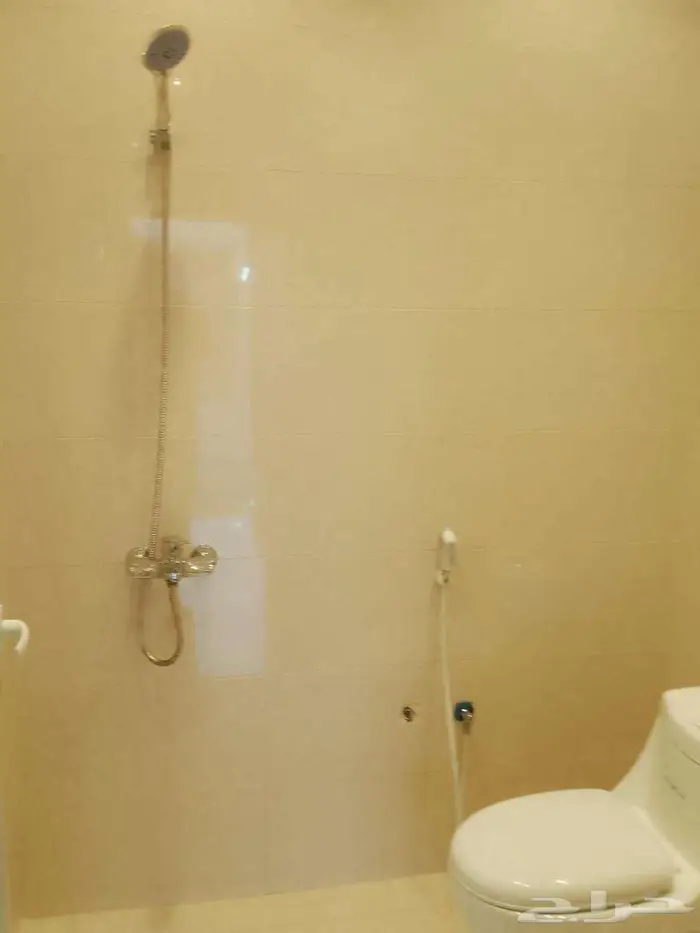 للبيع دبلكس متصل بالفرسان على الكود990 7