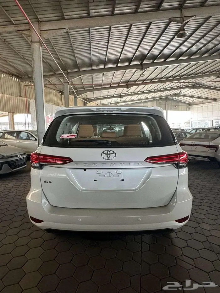 تويوتا فورتشنير GX2 بنزين دبل موديل 2025 2