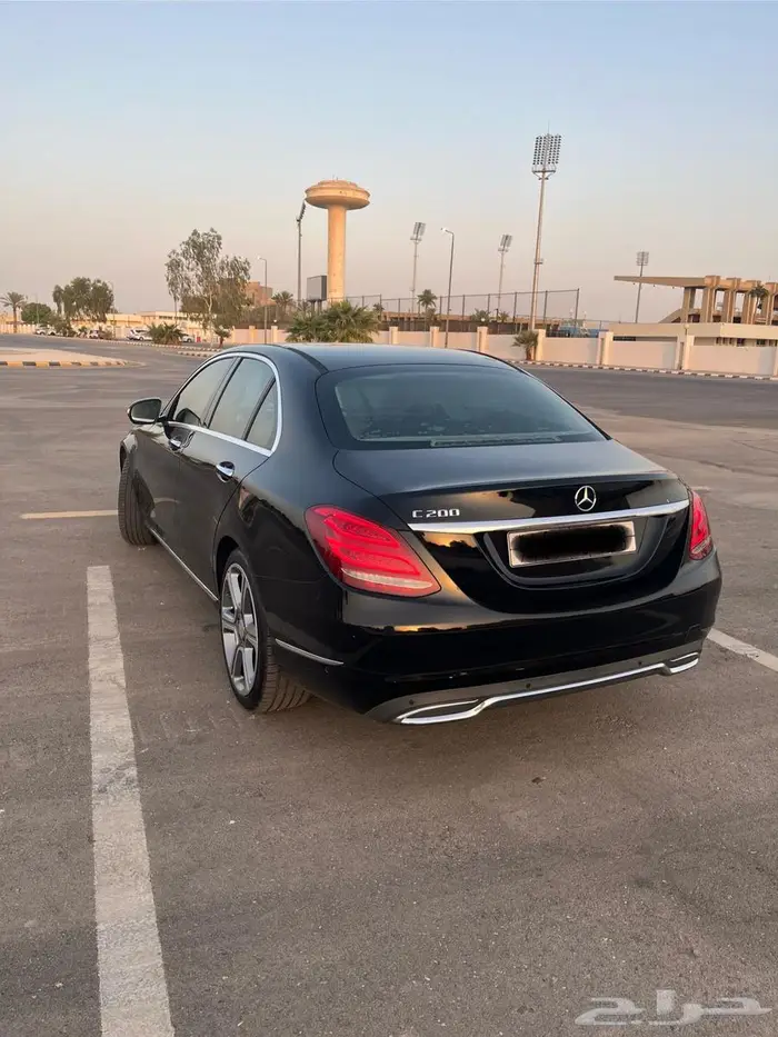 مرسيدس c200 موديل 2015 1