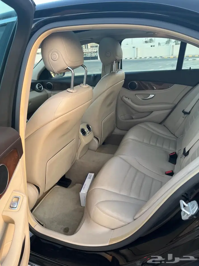 مرسيدس c200 موديل 2015 6