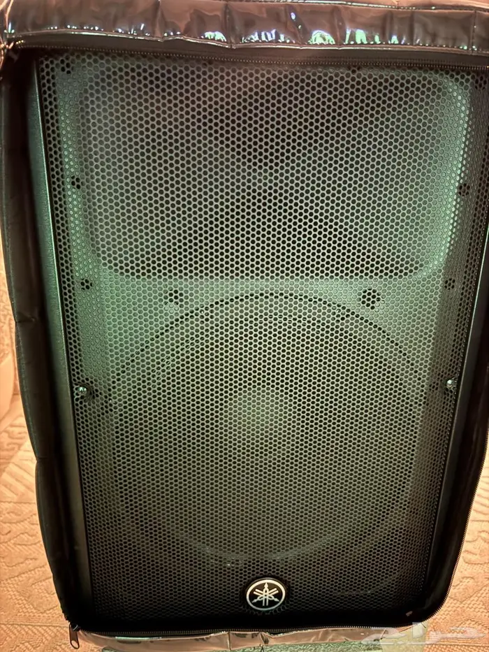 سماعات ياماها كهرب 15 على الضمان 6