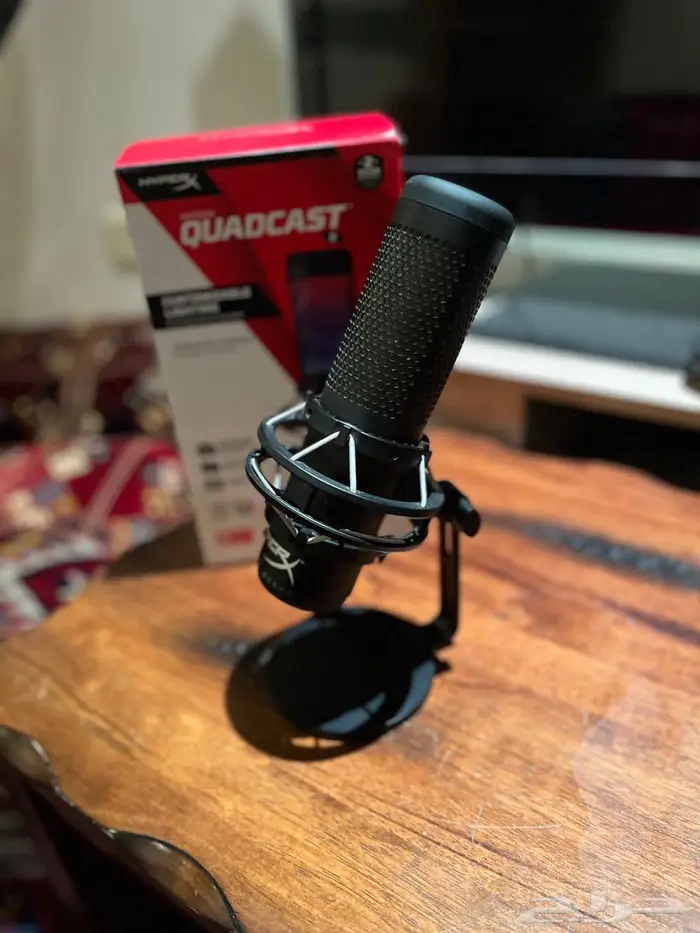 مايك HyperX QuadCast S   نظيف جدا مع العلبة 0