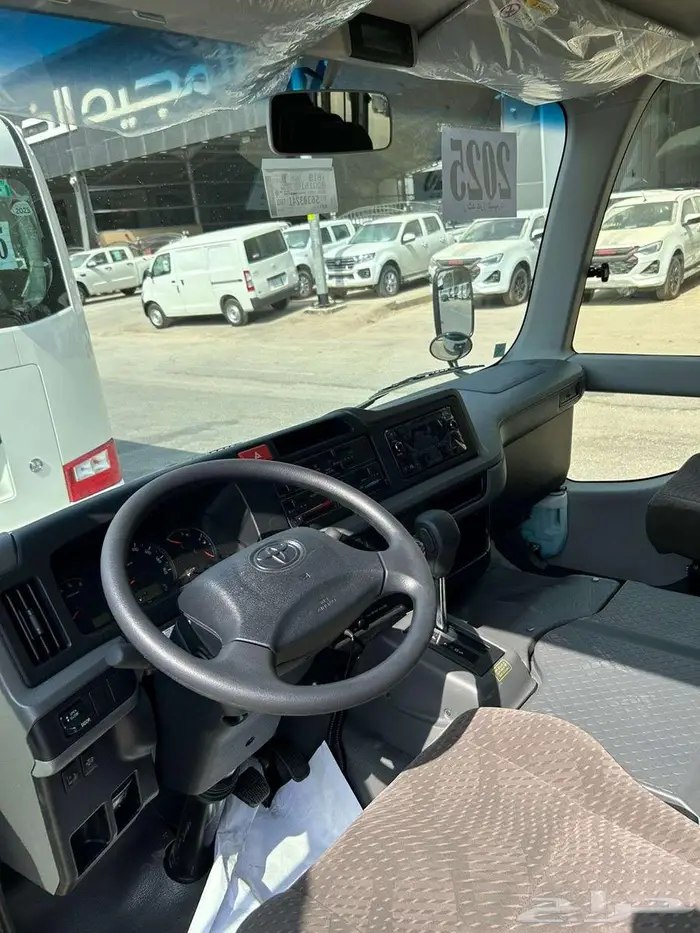 تويوتا باص كوستر 21 راكب 2025 قير اتوماتيك ديزل 1