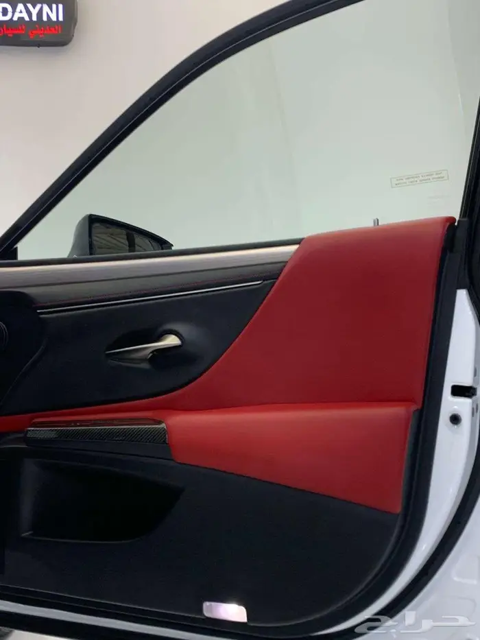 لكزس ES 350 2019 24