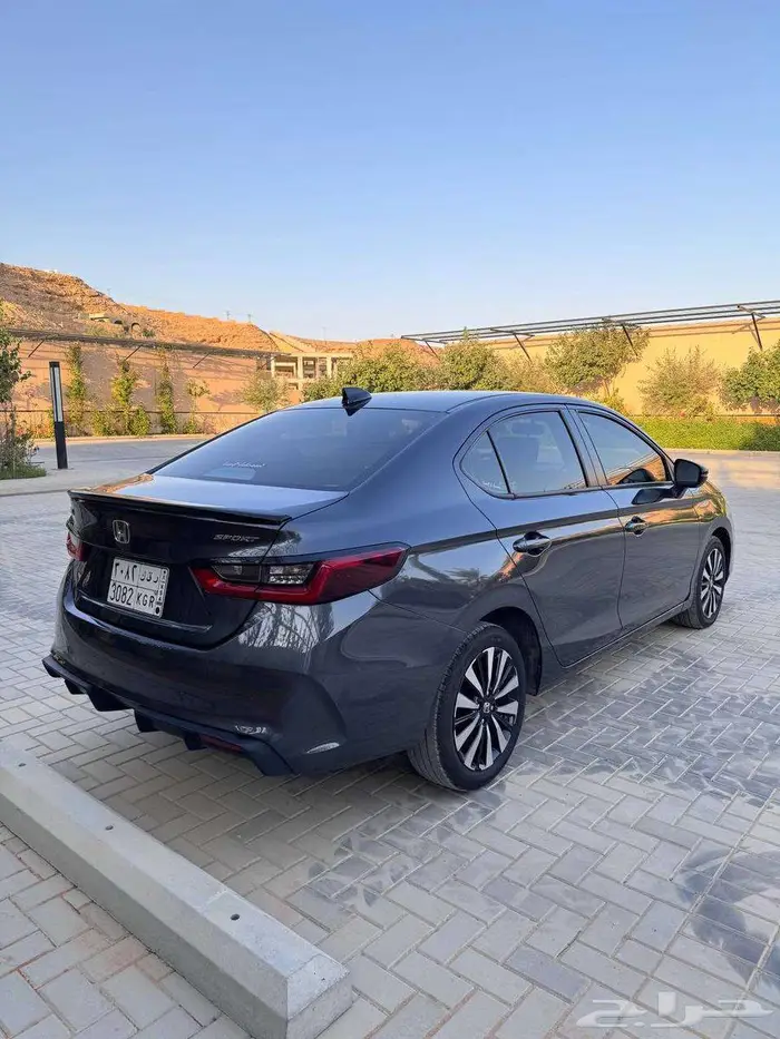 هوندا سيتي 2024 3