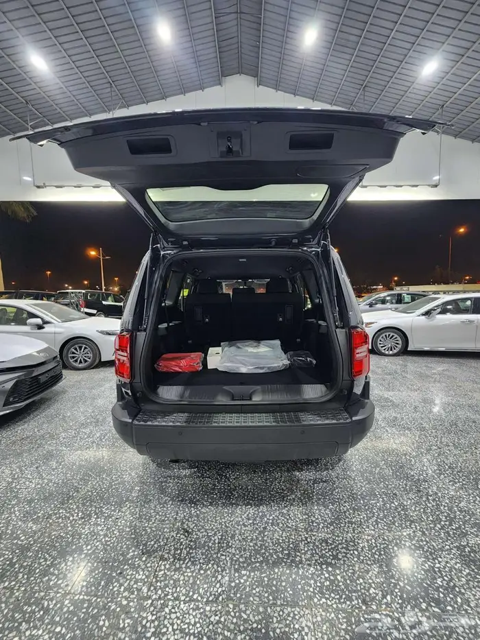 تويوتا برادو TXL1 بنزين 2025 السعر 181700 عرض خاص 15