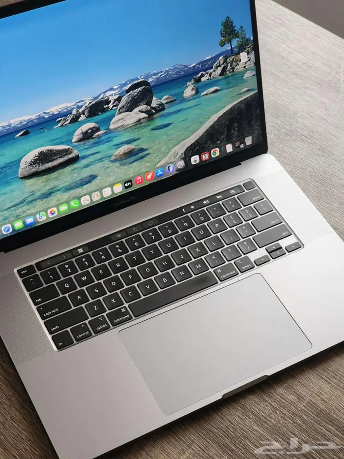 ماك بوك برو 16 انش MacBook Pro 1
