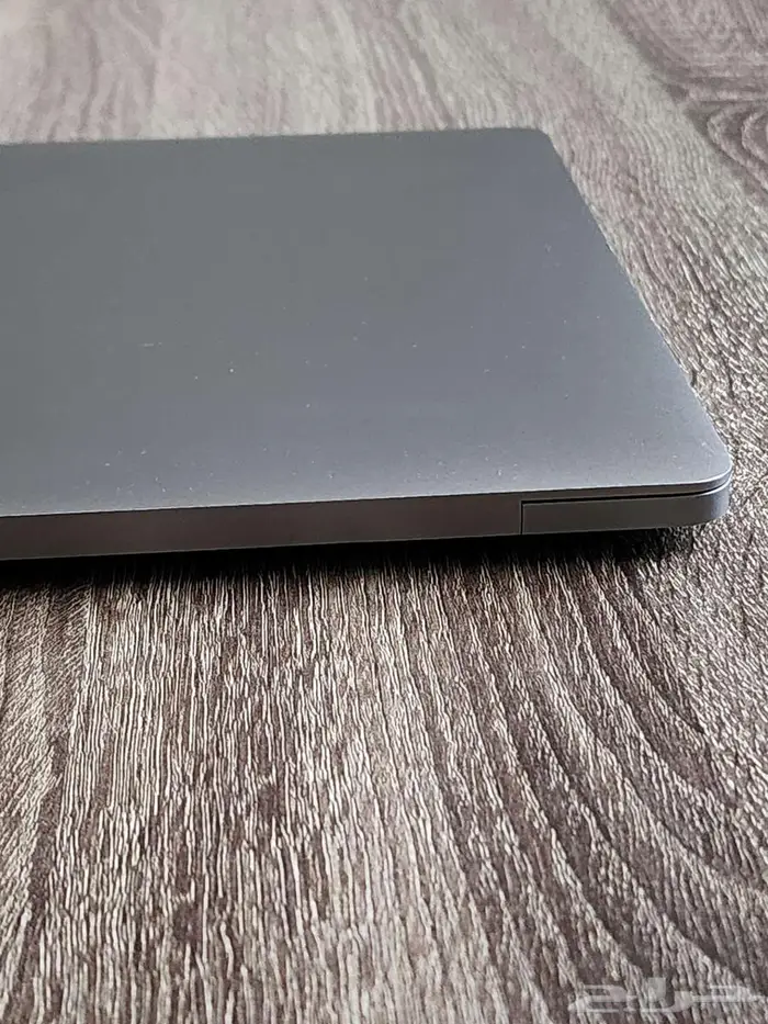 ماك بوك برو 16 انش MacBook Pro 14