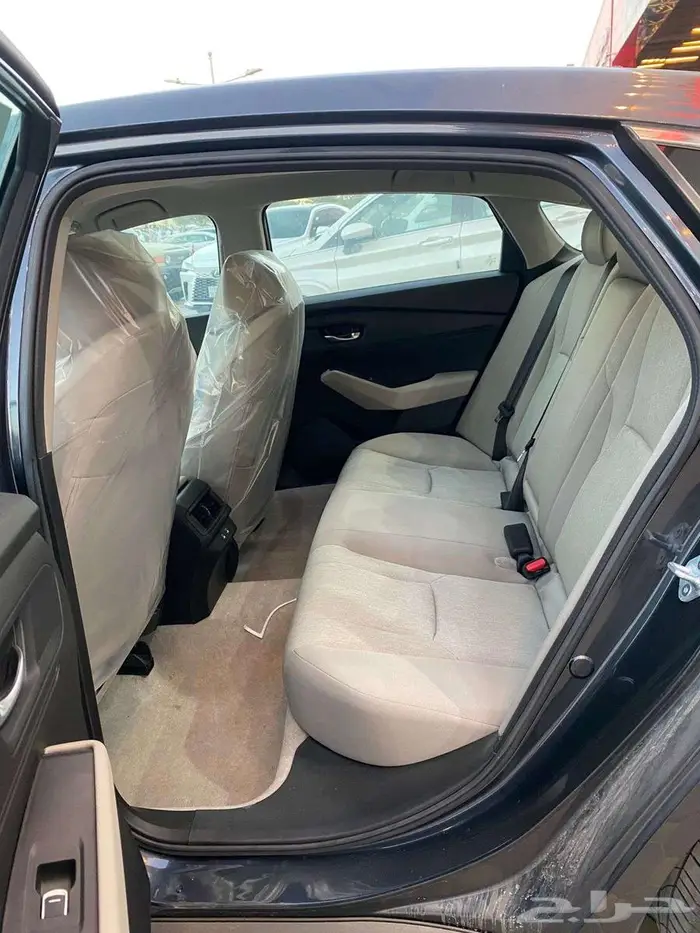 هوندا اكورد 2025 خليجي (اصفار) تشغيل بصمه دخول ذكي 13