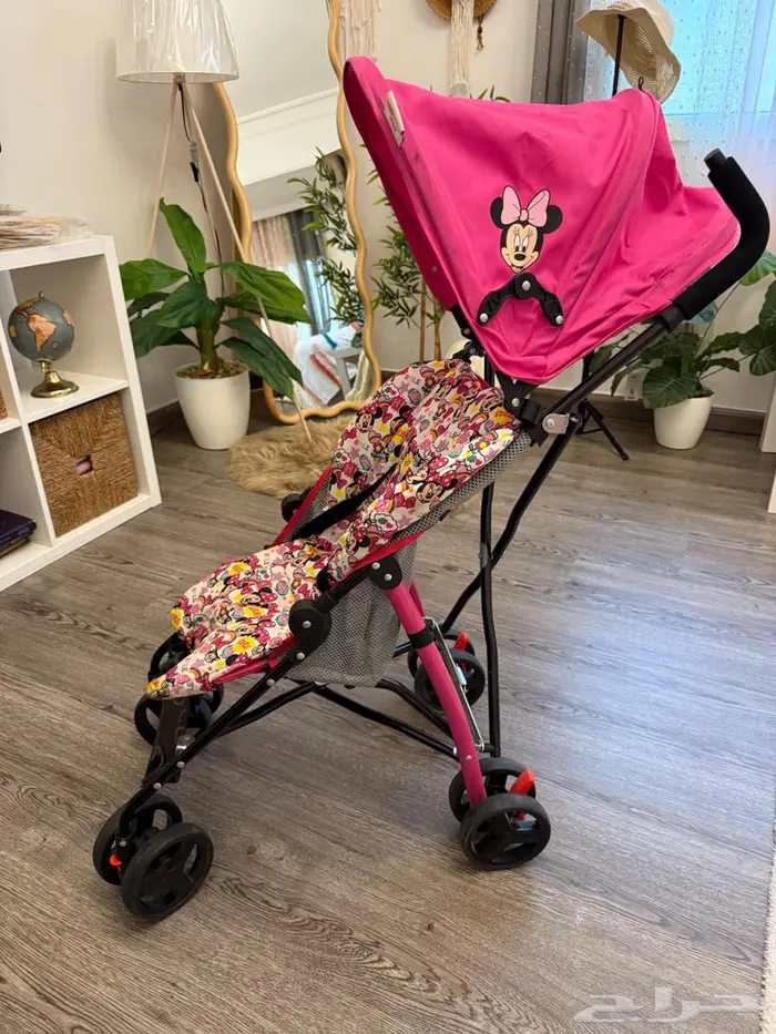 عربتا اطفال توأم و عكاز بحاله ممتازه 5