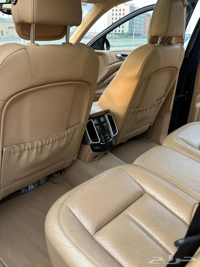 جيب بورش كايين موديل 2016 نظيف 14