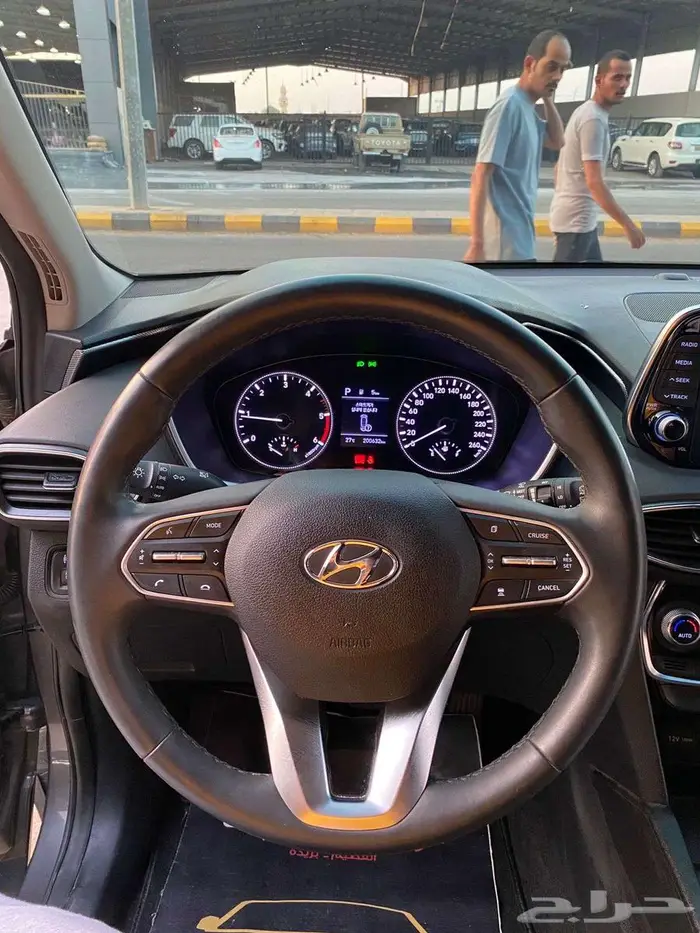 سنتافي 2020 ديزل 5 مقاعد عداد 200 ألف وارد كوريا 21