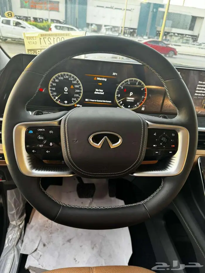 انفينيتي QX 80 2025 سينسوري 10