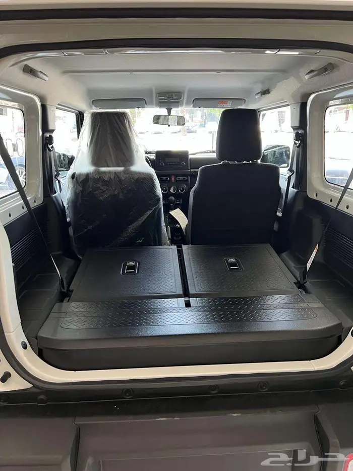 سوزوكي جمني فل GLX باب 2025 ب 72500 غير شامل الضريبة 6