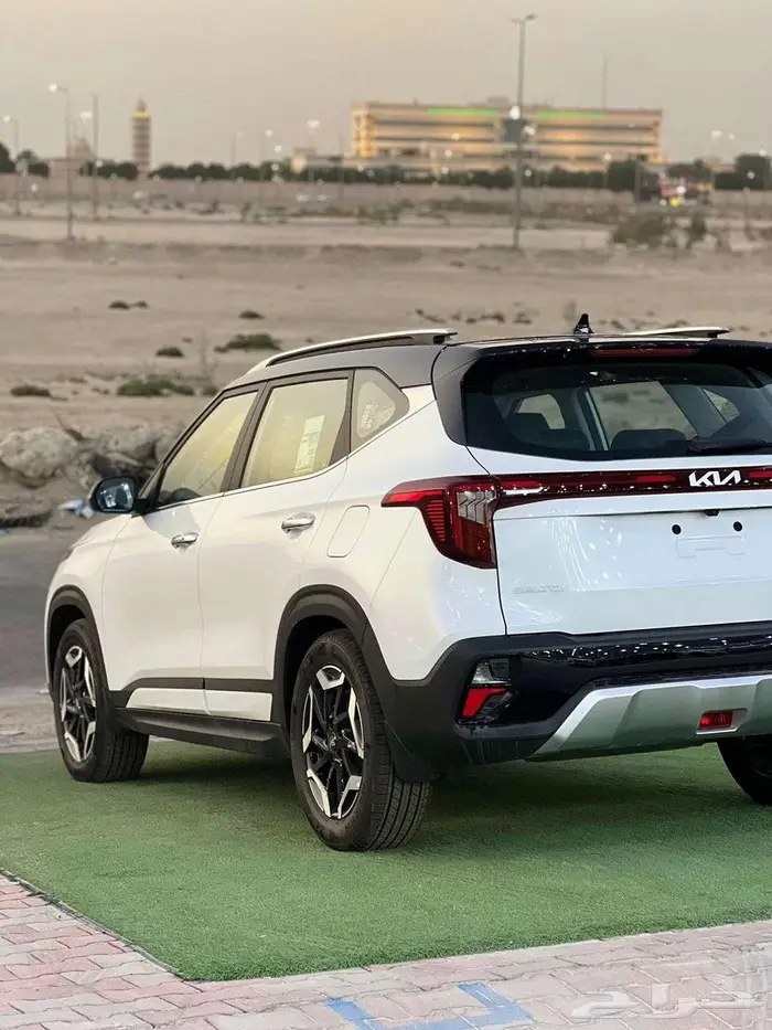 كيا سيلتوس GLS MID نص فل 2025 جديد 10
