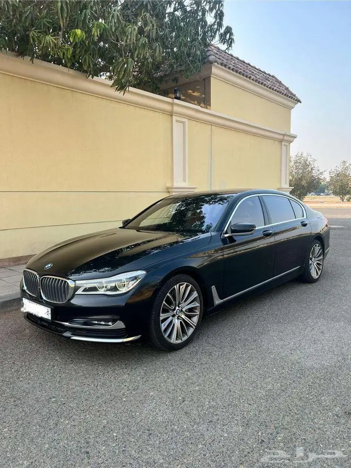 بي ام دبليو الفئة السابعة Li740-2018 0