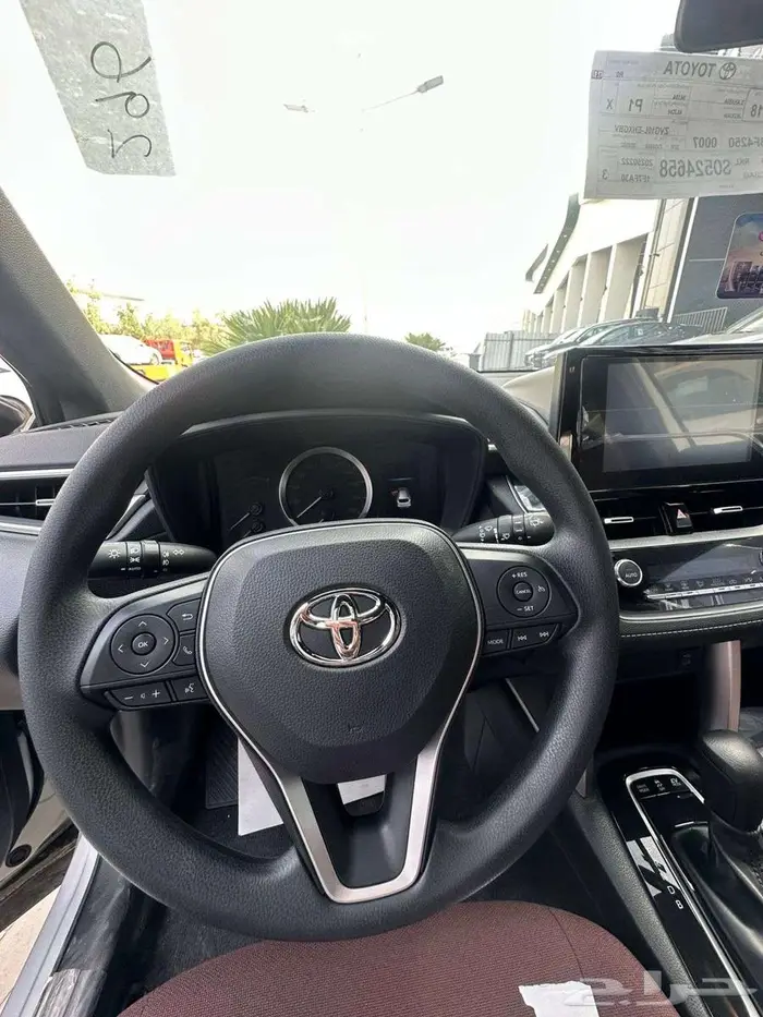 تويوتا كورولا كروس xle 5