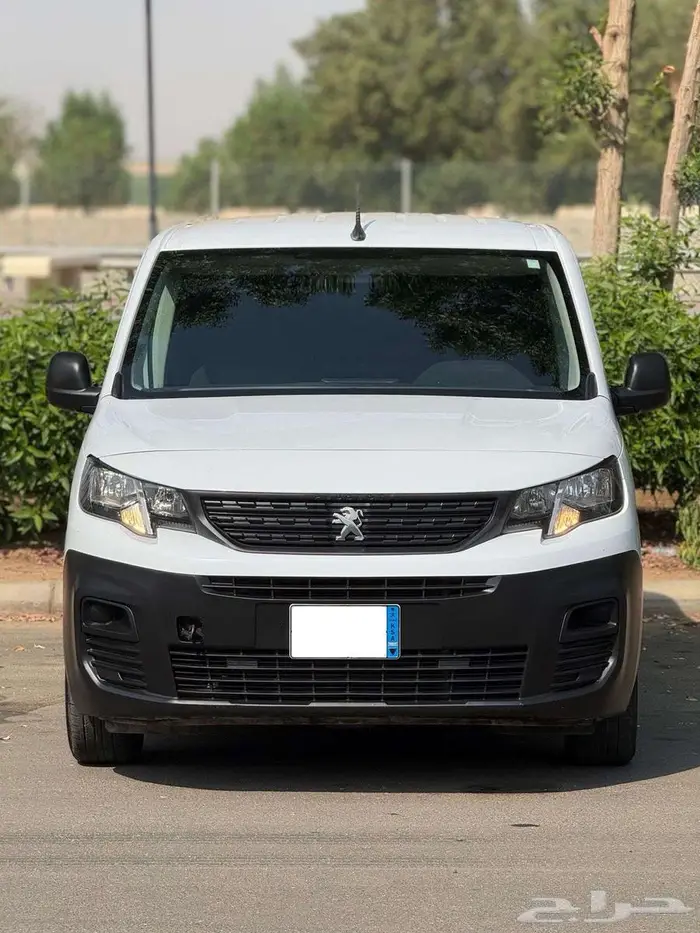 بيجو بارتنر 2023 وكاله شامل الضريبه ب 36 الف 0