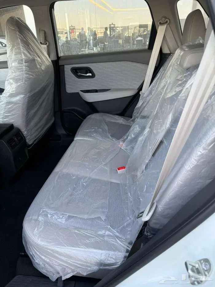 نيسان اكستريل 5 او 7 مقاعد موديل 25 بدون دبل أو دبل 5