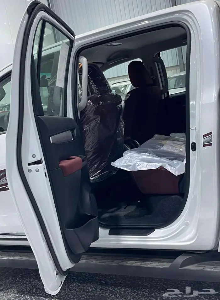 هايلوكس غمارتين سوبر اوتماتيك بنزين 2025 السعر 132250 4