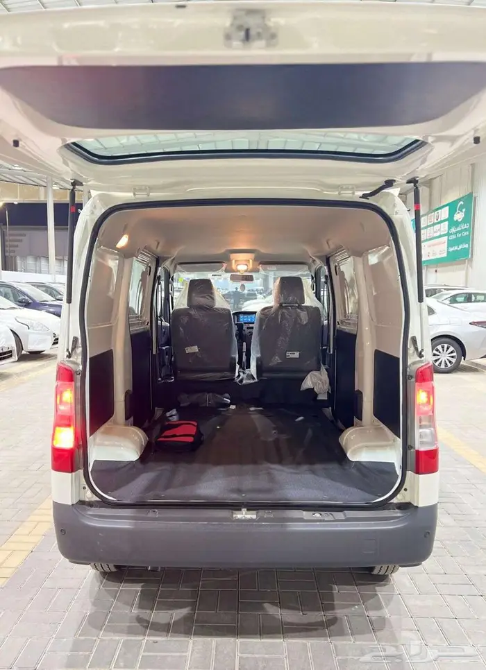 تويوتا لايت اس قير اوتماتيك 2025 5