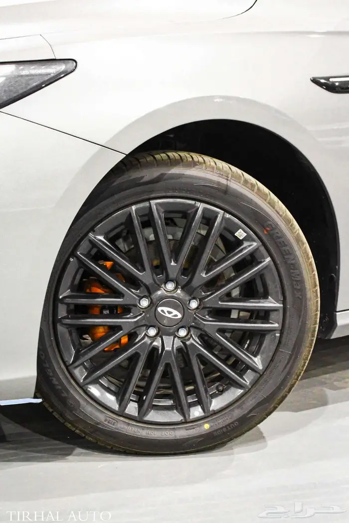 شيري اريزو 8 4 كاميرات بانوراما رادار موديل 2025. 11